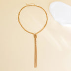 Lange Kette von Dekolleté 