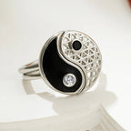 Set mit 2 Yin Yang Ringen mit Zirkonia
