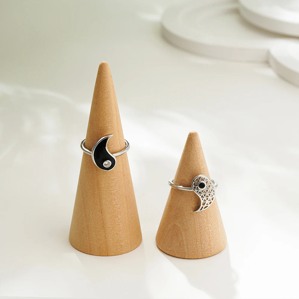 Set mit 2 Yin Yang Ringen mit Zirkonia