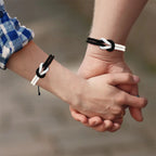 Set aus 2 Knotenarmbändern für Paare, weiß und schwarz