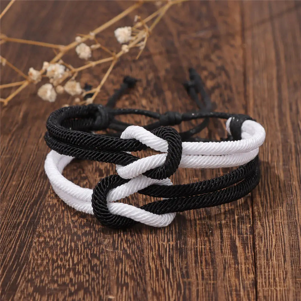 Set aus 2 Knotenarmbändern für Paare, weiß und schwarz