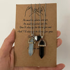 2er Set Halsketten mit Steinanhänger für Paare weiß und schwarz 1