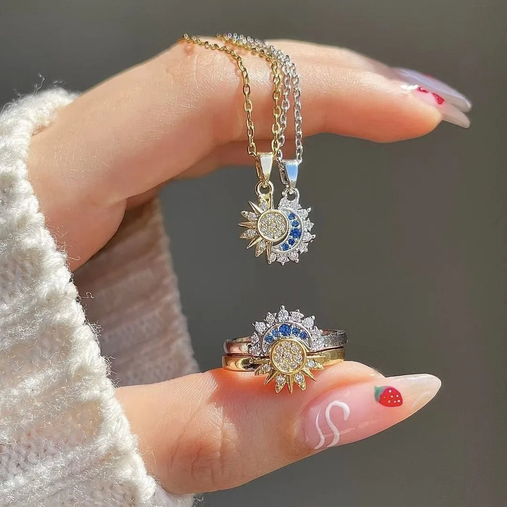 Set mit 2 Halsketten mit Mond- oder Sonnenanhänger aus Zirkon für Paare in Gold und Silber