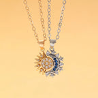 Set mit 2 Halsketten mit Mond- oder Sonnenanhänger aus Zirkon für Paare in Gold und Silber