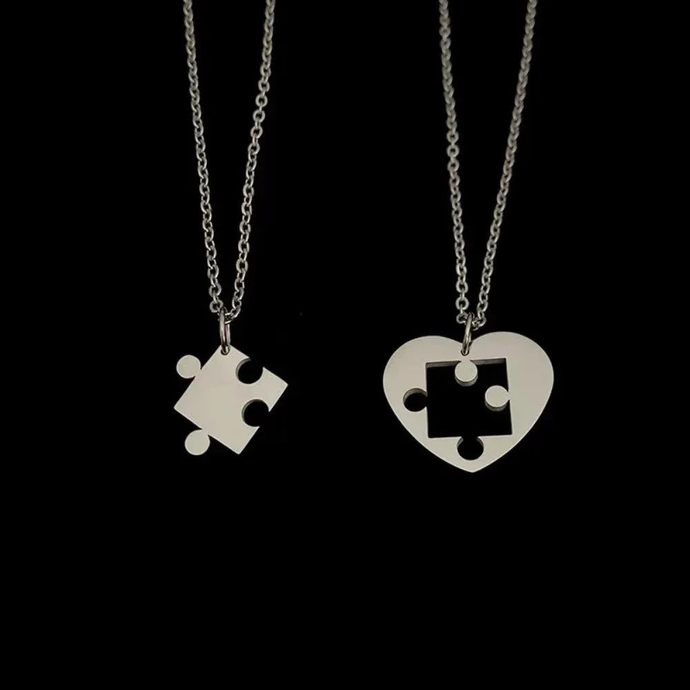 Set mit 2 Halsketten mit Puzzle-Anhänger für Paare