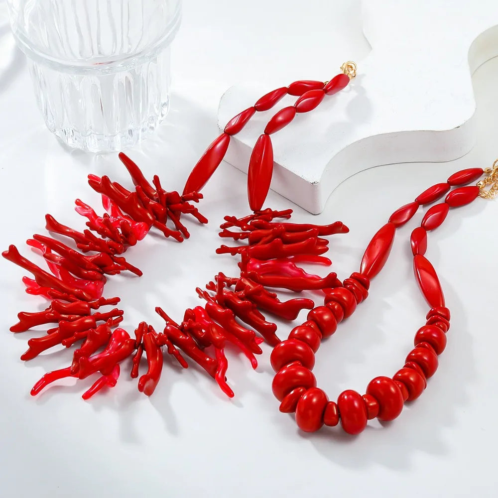 Set aus 2 roten Korallenketten
