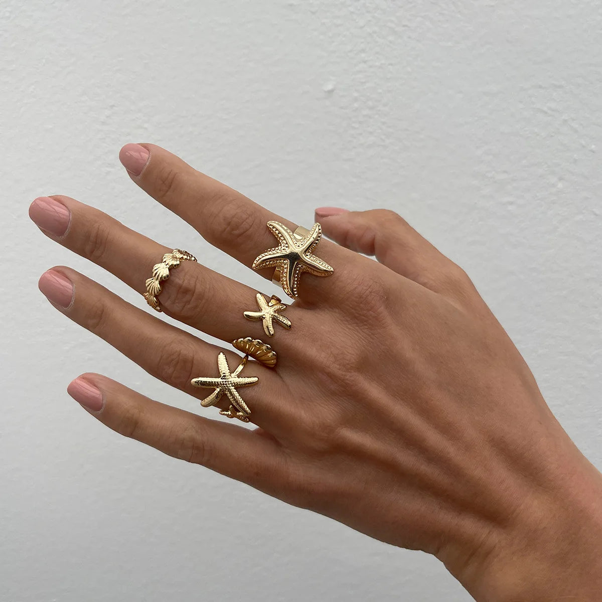 4er-Set Muschel- und Seesterne-Ringe in Gold