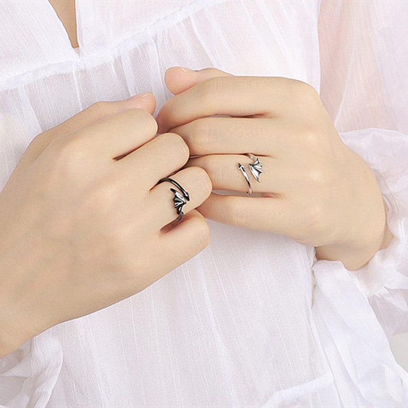Drachenring Silber Herren Damen Schwarz oder Silber