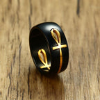 Ring mit ägyptischem Kreuzmuster in Schwarz und Gold