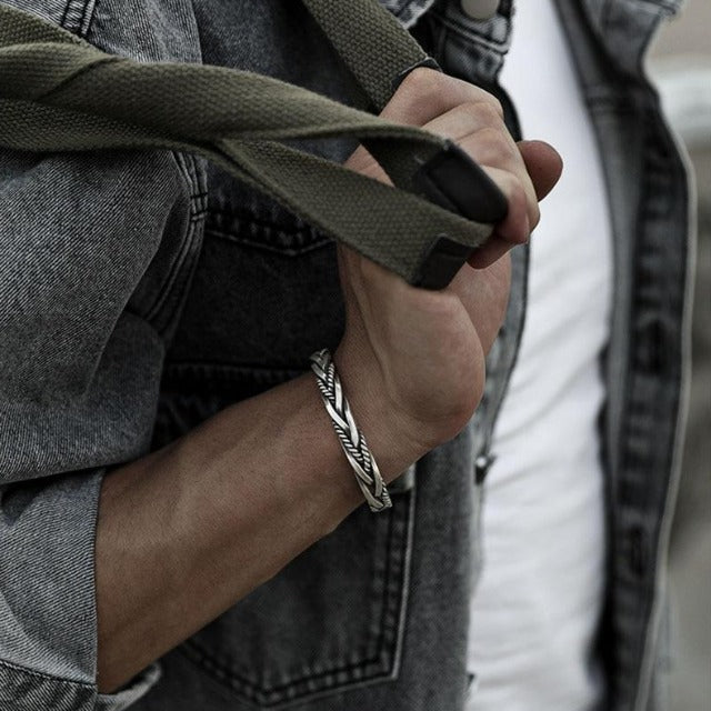 Geflochtenes Herrenarmband 