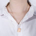 Halskette mit Umschlag-Anhänger aus Roségold