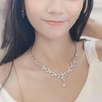 Hochzeitsset Halskette und Ohrringe in Silber